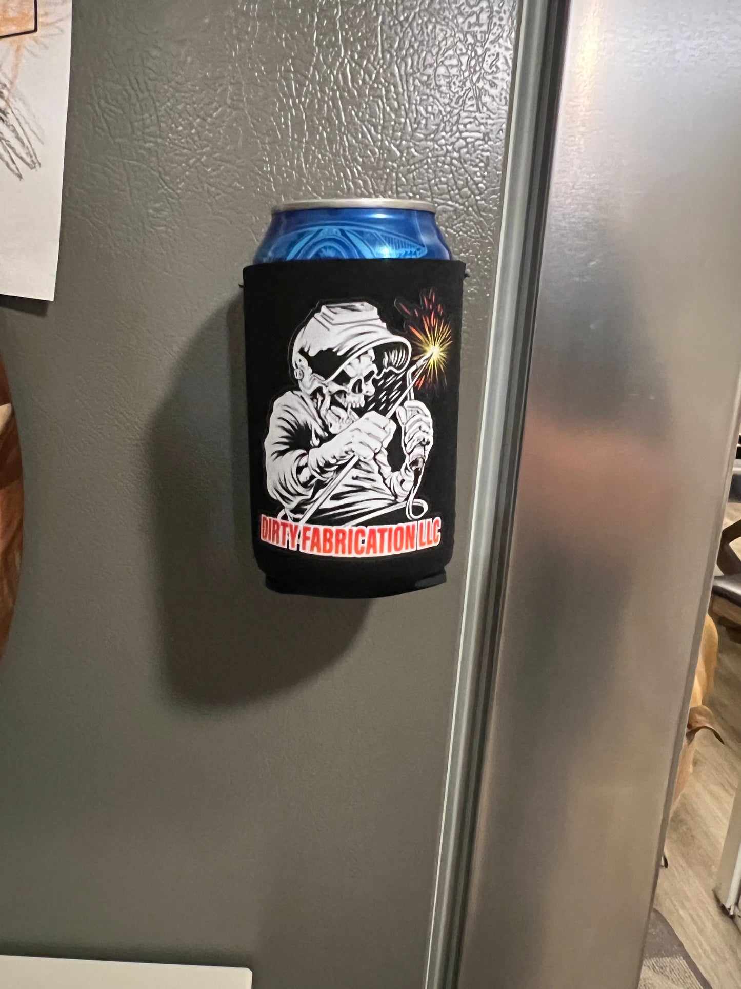 Magnetic koozie