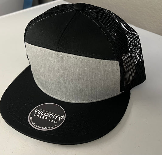 7 PANEL TRUCKER HAT